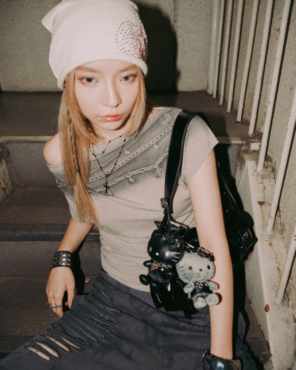 Hello Kitty Drop Shoulder Tee